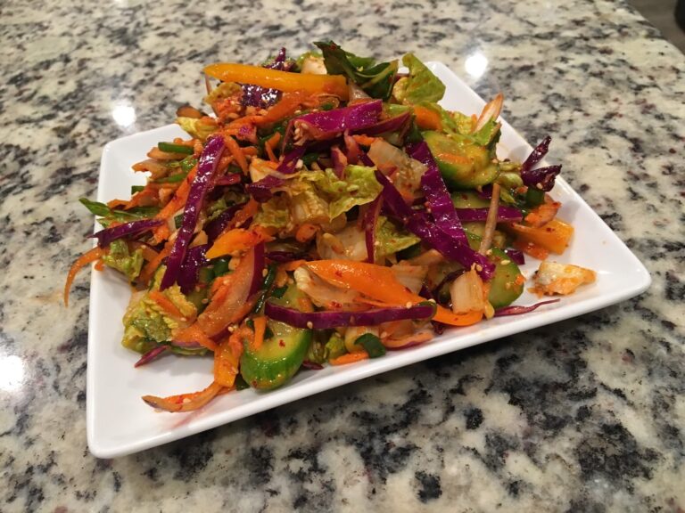 Easy and healthy red pepper salad